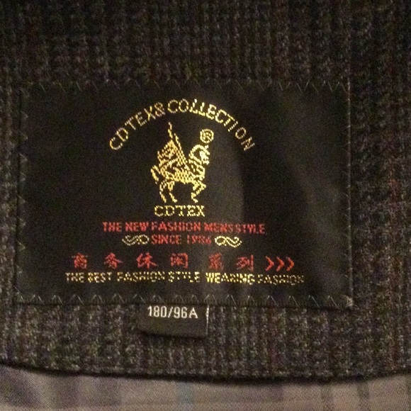 Men’s Dinner Jacket - Picture 3 of 4